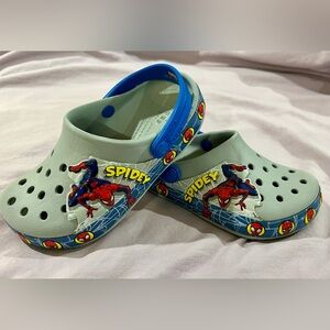 Spiderman kids 11 crocs